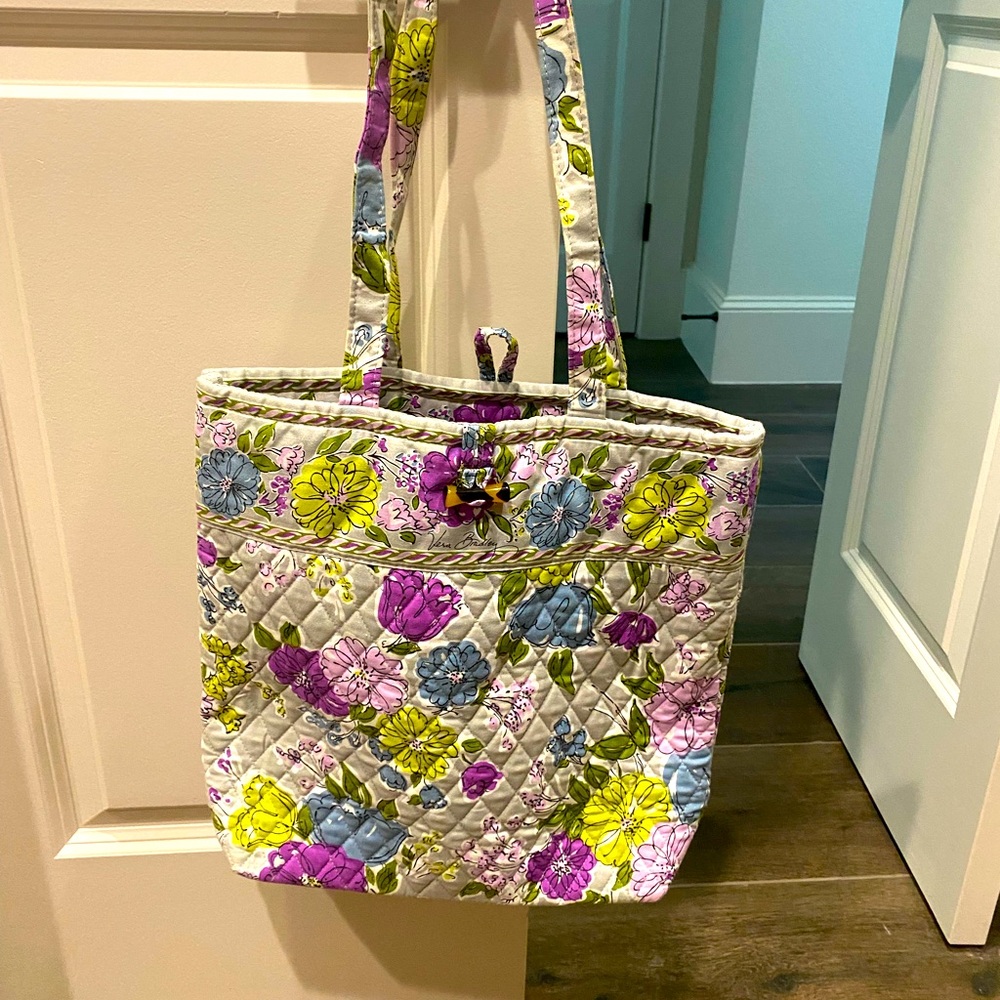 Vera Bradley tote